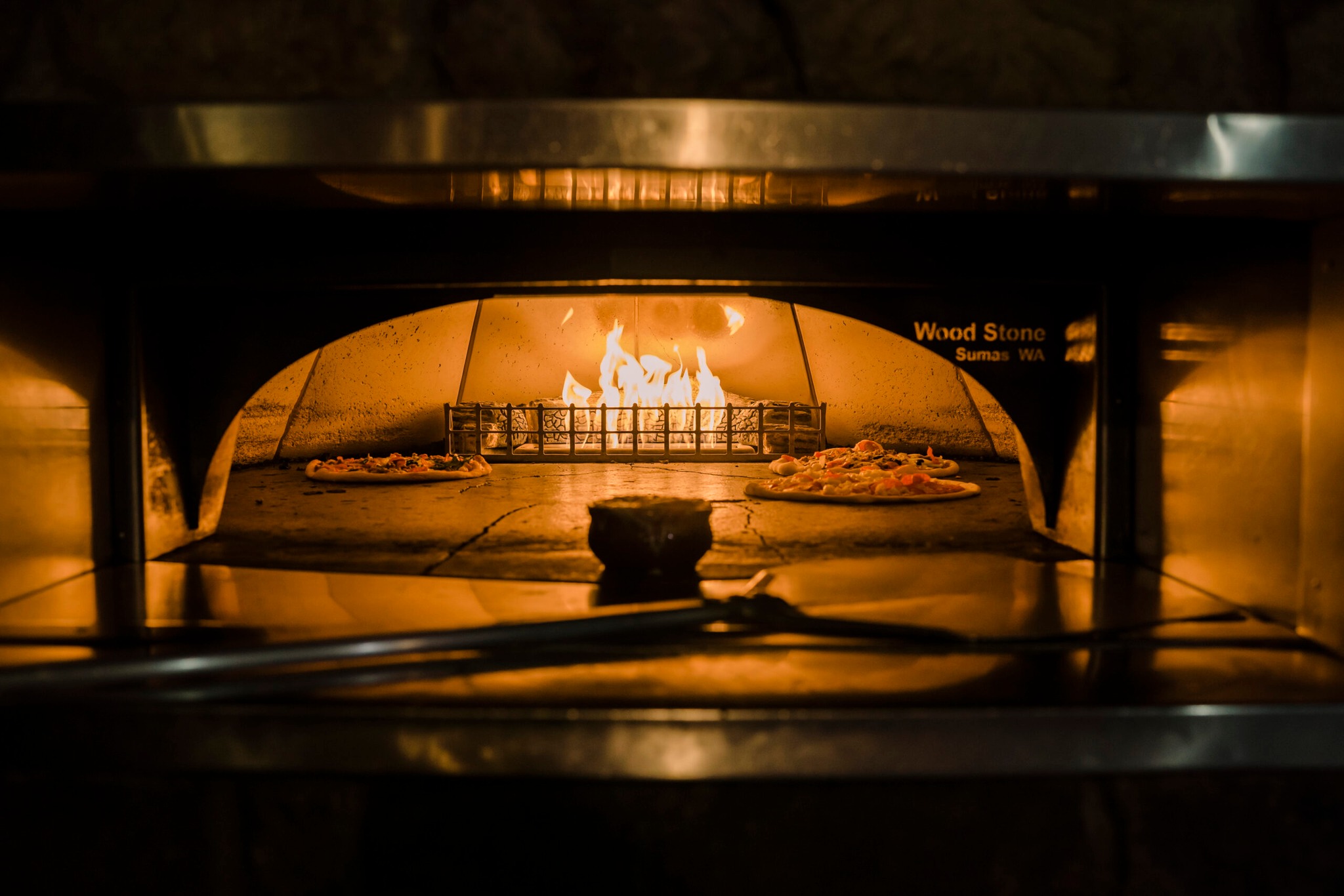 Wood-fired oven